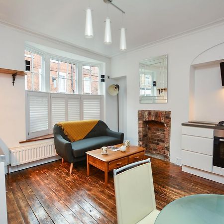 The Location- 1 Free Private Parking Space - 60 Second Walk 2 Minster! York Exterior foto