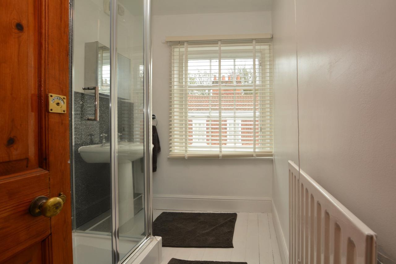 The Location- 1 Free Private Parking Space - 60 Second Walk 2 Minster! York Exterior foto